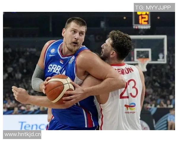 联盟仅有弗拉格与约基奇两人领跑队内得分篮板助攻抢断四项统计