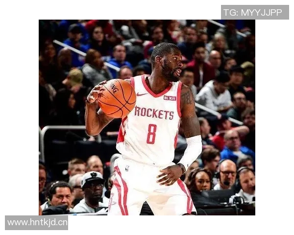 波蒂斯表现稳健半场8投5中贡献12分6篮板正负值2助球队稳定局面